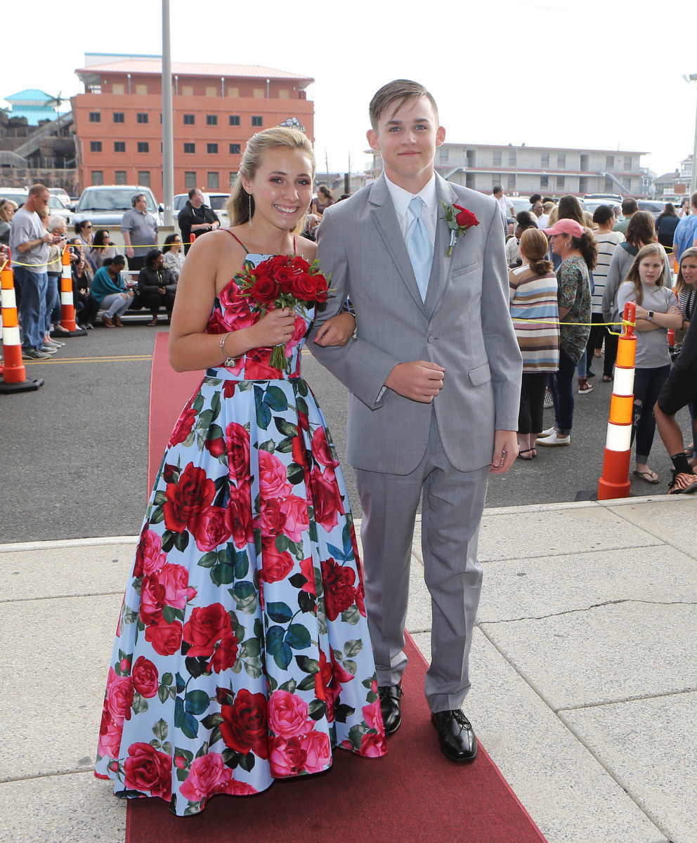 051819_gal_middletwp25.JPG